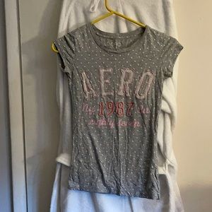 Gray Aeropostale tee size xs